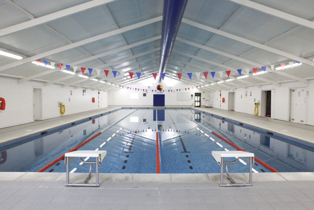 Lord-Wandsworth-College-_-Swimming-pool